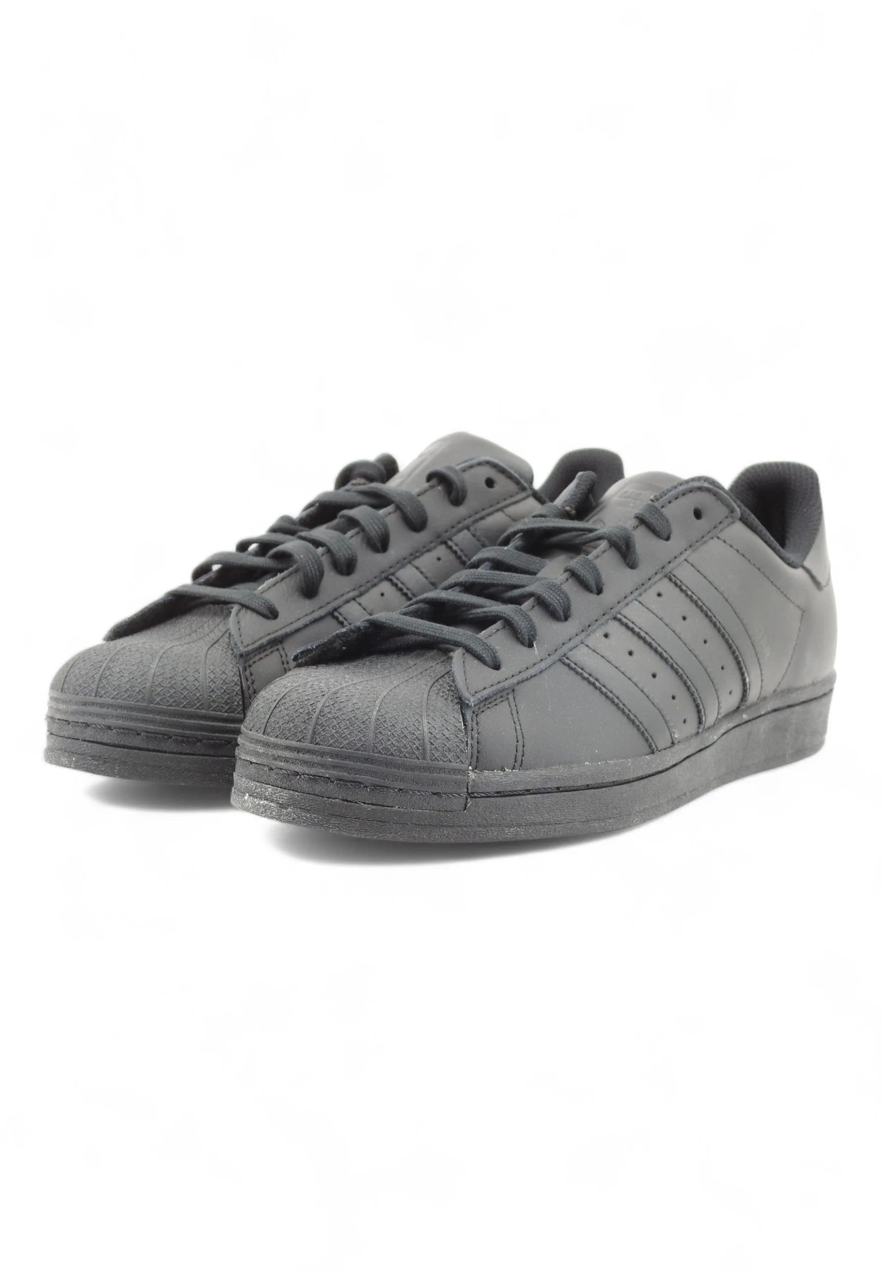 ADIDAS Superstar Men's Black Sneaker EG4957.