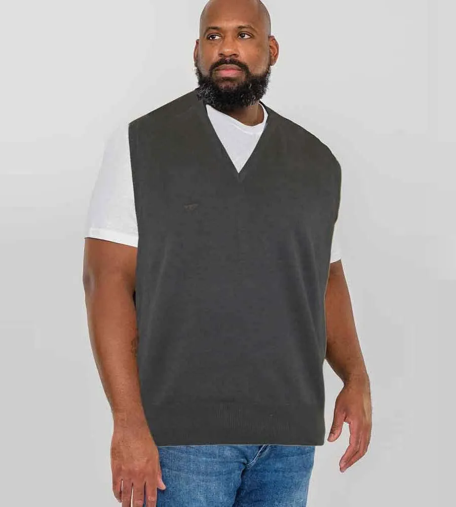 Whitby 3 Charcoal Sleeveless Sweater for Big Men by D555