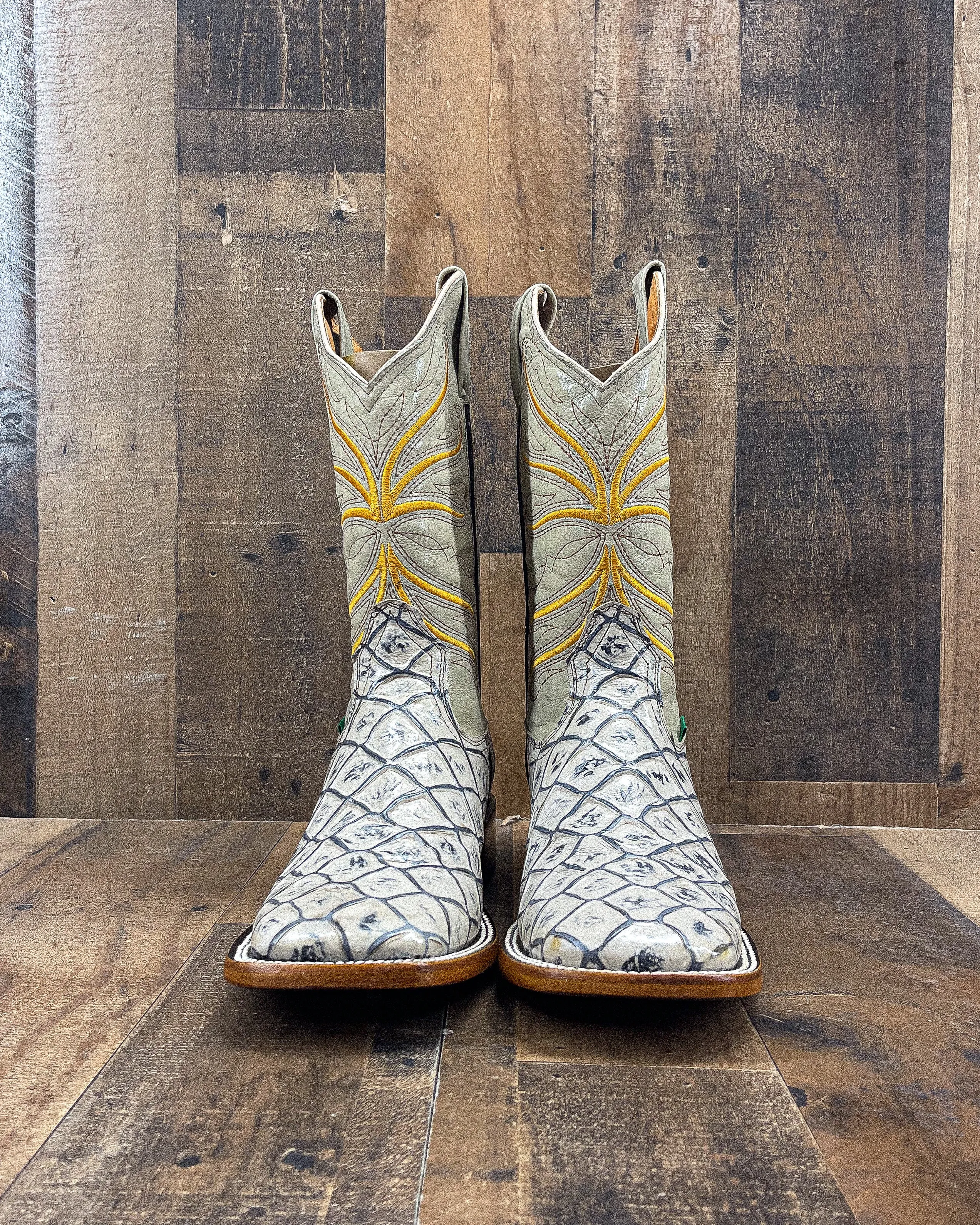 White Bass Men Square Toe Cowboy Boots