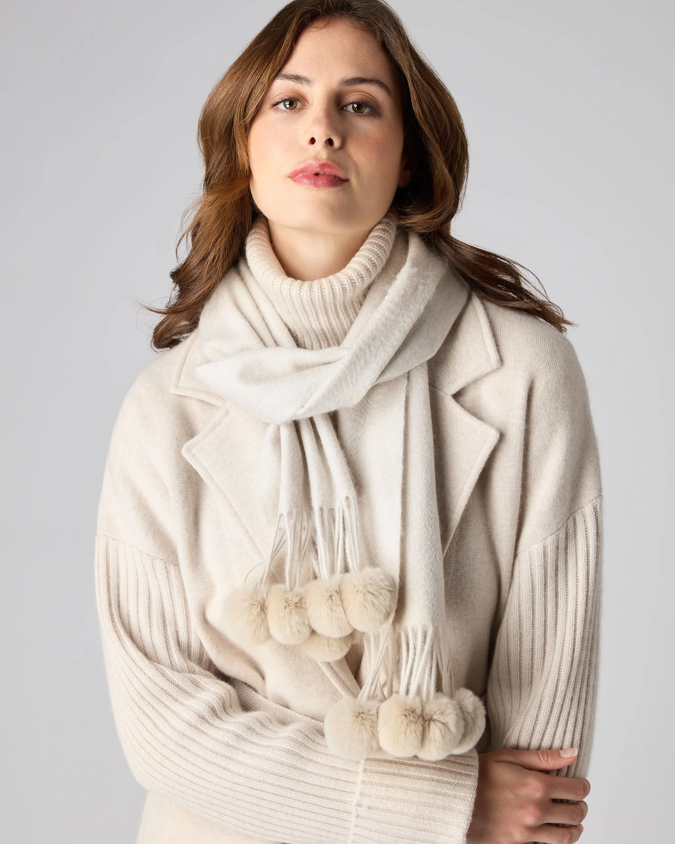 Davos Fur Bobble Cashmere Scarf for Women in Ecru White